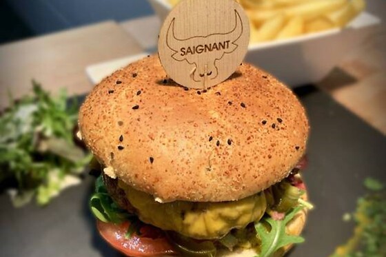 L'Ananas Bar & Restaurant - photo 3