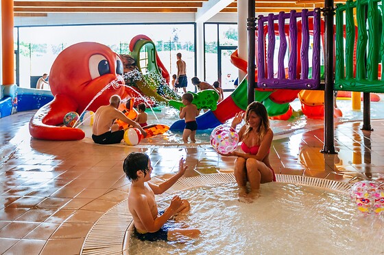Ingresso giornaliero per una famiglia all'area Fun presso il parco Acquaworld a Concorezzo in Lombardia