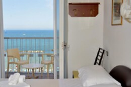 Hotel Diplomat Marine