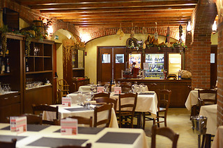 Una cena presso la Taverna dei Sapori a Monza