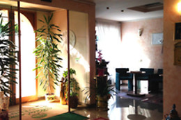 Hotel 2000