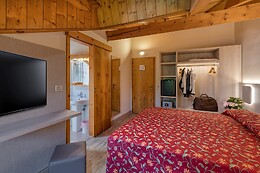 Hotel Aurora