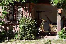 LAS DOS ANTIGUAS