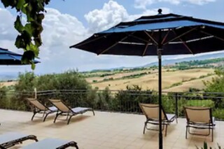 Soggiorno di due notti in Suite tra relax e cultura presso Arts Club Suite & Spa in provincia di Siena