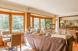 Hôtel Le Petit Coq aux Champs