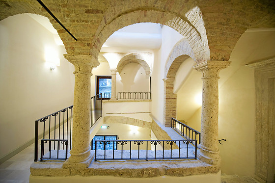 Palazzo dei Mercanti - photo 1