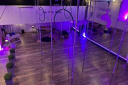 O Pole Studio
