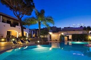 Soggiorno benessere di una notte con colazione, cena e massaggio presso Hotel Terme Don Pepe - Ischia a Lacco Ameno in provincia di Napoli