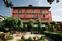 HOTEL CHURRUT