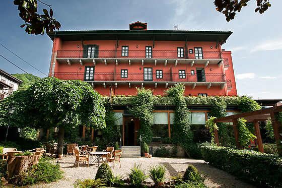 HOTEL CHURRUT - photo 1