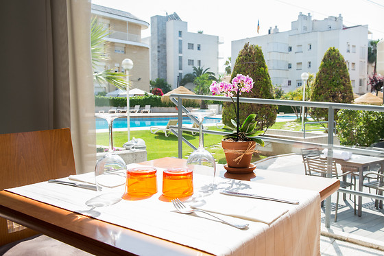 HOTEL ATENEA PARK SUITES-APARTAMENTS - photo 4