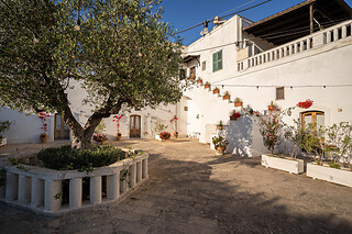 Due notti con colazione all'Agriturismo Tenuta del Barco, in provincia di Taranto