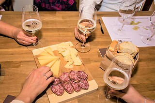 Visita alla cantina con degustazione di tre vini all'Azienda Agricola De Riz in provincia di Treviso