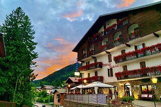 Soggiorno di una notte tra gusto e relax presso Albergo Aurora in provincia di Bergamo