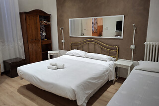 Soggiorno di una notte con colazione presso B&B del Viale a Imola