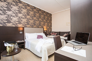 Soggiorno con benessere e cena all'Hotel Lalla Beauty & Relax in provincia di Forlì