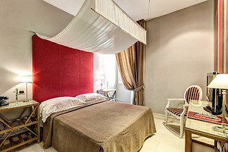 Soggiorno di due notti con colazione per due presso l'Hotel Villafranca Roma a Roma