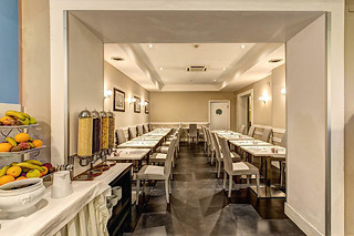 Soggiorno di due notti con colazione per due presso l'Hotel Villafranca Roma a Roma