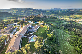 Soggiorno di una notte tra benessere e gusto presso Il Castelfalfi  a Montaione in provincia di Firenze