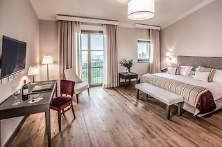 Soggiorno di una notte tra benessere e gusto presso Il Castelfalfi  a Montaione in provincia di Firenze