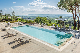 Soggiorno di una notte tra benessere e gusto presso Il Castelfalfi  a Montaione in provincia di Firenze