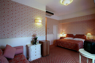 Soggiorno di una notte tra gusto e benessere all'Hotel Biondi a Montecatini Terme in provincia di Pistoia