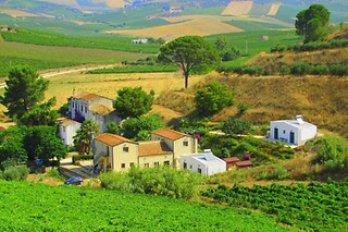 Soggiorno di due notti con colazione all'Agriturismo Tarantola in provincia di Trapani