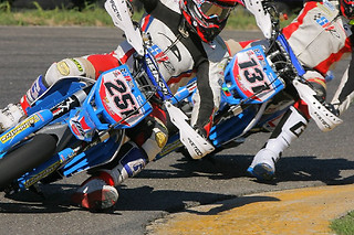 4 turni in pista con la propria moto Motard sul circuito di Castelletto di Branduzzo