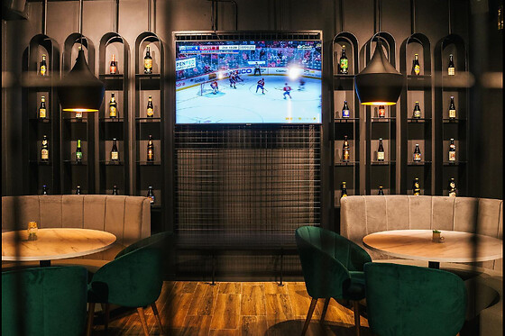 Tribuna Sports Bar - photo 7