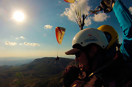 PARAPENT ENTRENUVOLS