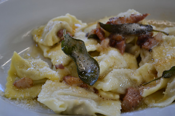 Soggiorno di una notte con cena all'Hotel Ristorante Moderno in provincia di Bergamo