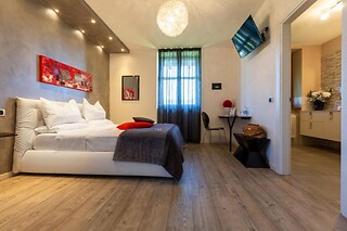 Soggiorno benessere di una notte con colazione e accesso alla spa e piscina presso Villa Quercia Relais & Spa a Rallo in provincia di Trento