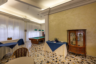 Soggiorno di una notte in famiglia con colazione presso Hotel Cristallo in provincia di Siena