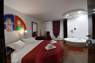 Soggiorno benessere di una notte con vasca idromassaggio presso La Dimora dell'Architetto B&B a Gravina in Puglia