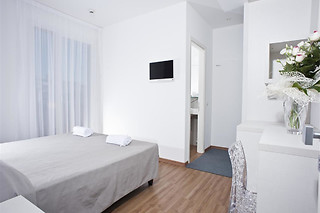Soggiorno di due notti con colazione per due all'Atlas Hotel a Gabicce Mare in provincia di Pesaro Urbino