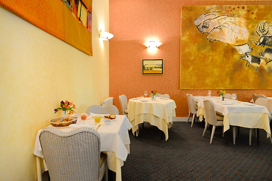 Hotel the Originals Villa Borghese - photo 11