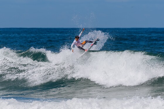 Onda Pura - Surf School - photo 2