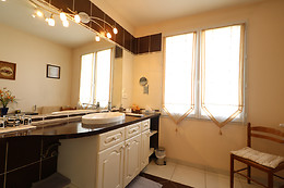 La Cognée