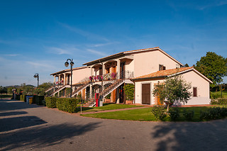 Accesso Spa completa per due persone presso il Villaggio Le Querce sulla Maremma Toscana