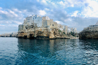 Tour in barca a Polignano con Dorino Gite in barca