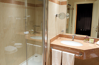 Soggiorno di una notte con accesso alla spa al Winter Garden Hotel in provincia di Bergamo