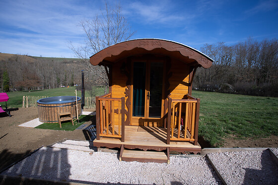 Aux secrets des abeilles - photo 0