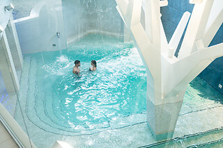 Soggiorno di due notti tra gusto e relax presso L'Araba Fenice Hotel & Resort in provincia di Salerno