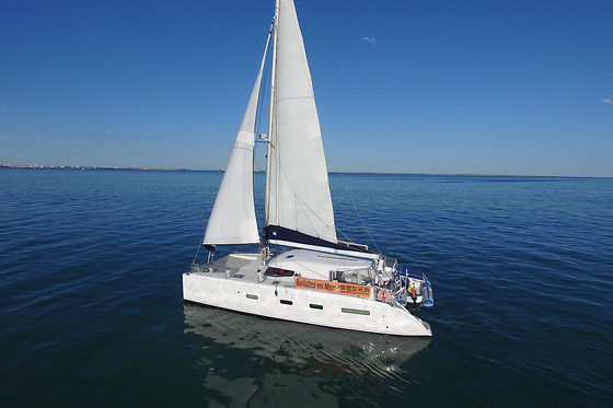 Aldabra Yacht Charter - photo 1