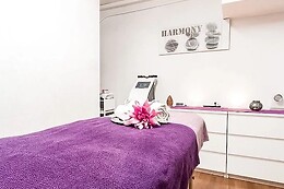 CM BEAUTY BARCELONA