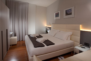 Soggiorno di due notti con colazioni e aperitivo di benvenuto all'Hotel Ascot sul lungomare di Rimini