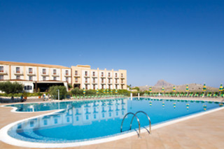 Cena gourmet per due presso Villa Zina Park Hotel a Trapani