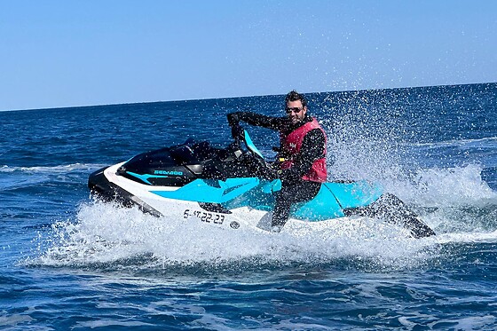 ADVENTURE JETSKI - photo 1