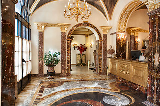 Soggiorno di due notti per 2 presso l'elegante Des Epoques Hotel a Roma