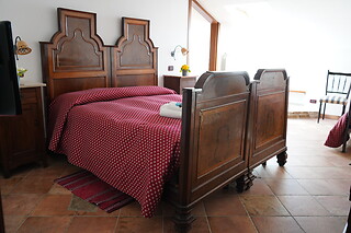 Pranzo o cena da due portate presso l'Agriturismo La Rossa in provincia di Alessandria